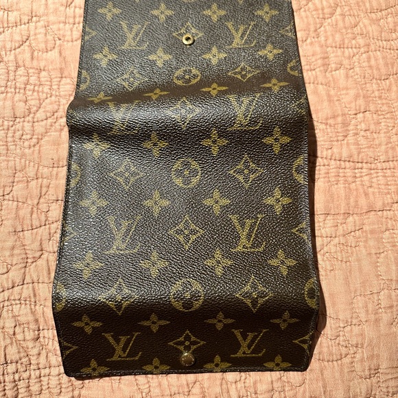 SOLD — LV Louis Vuitton Porte Tresor Etui Papiers Wallet - Picture 7 of 7